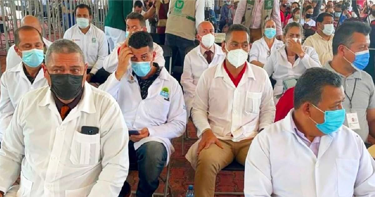Primer grupo de médicos cubanos llega a México para trabajar en Nayarit © Twitter / @Keepupdatednews