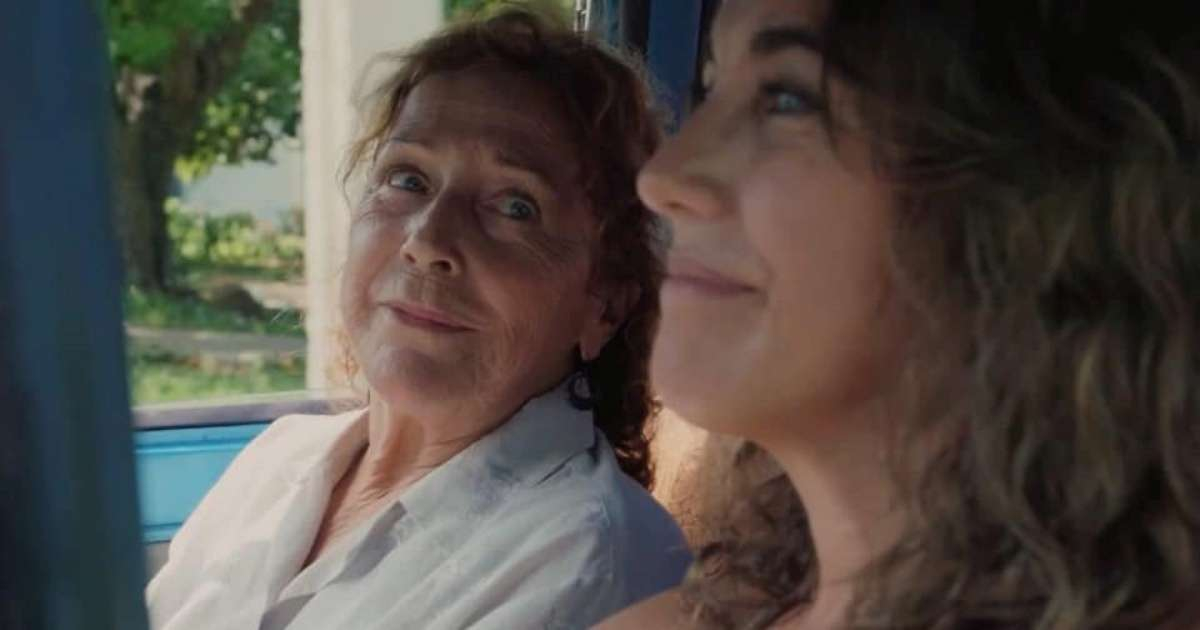 Coralita Veloz y Tahimí Alvariño en "Las polacas" © Captura de pantalla / YouTube 