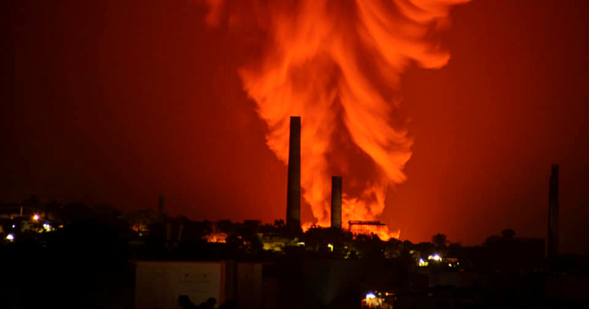 Incendio en Zona Industrial de Matanzas © Facebook / David López Cruz