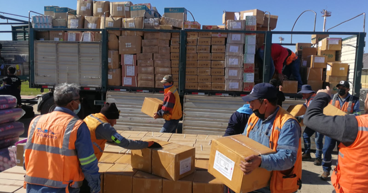 Bolivia dona 62 toneladas de alimentos a Cuba © Twitter/Lucho Arce