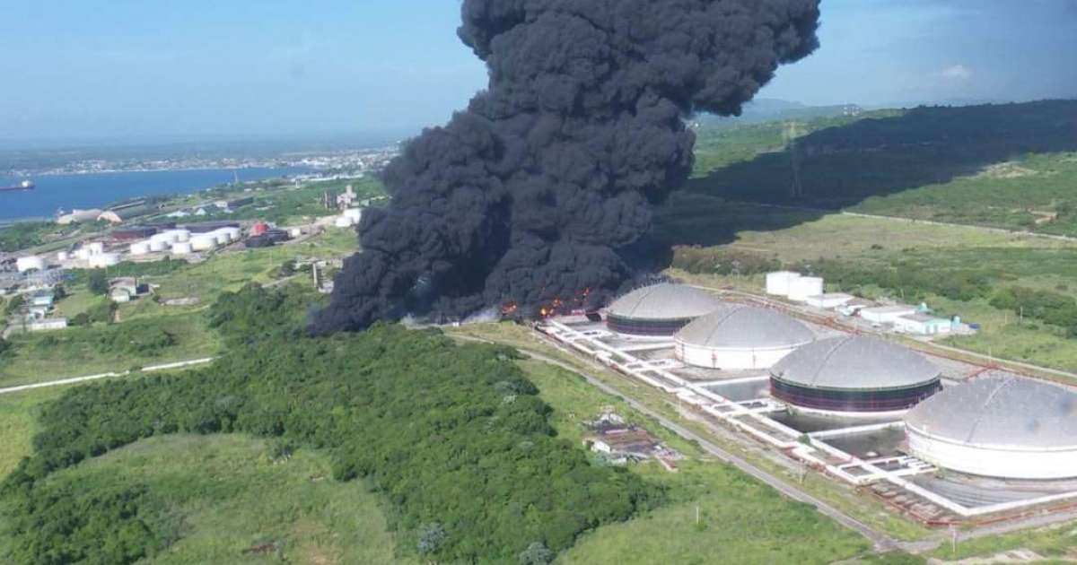 Incendio en Base de Supertanqueros de Matanzas © Twitter / Cubadebate