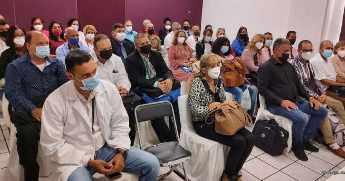 Médicos cubanos llegados a México © Prensa Latina
