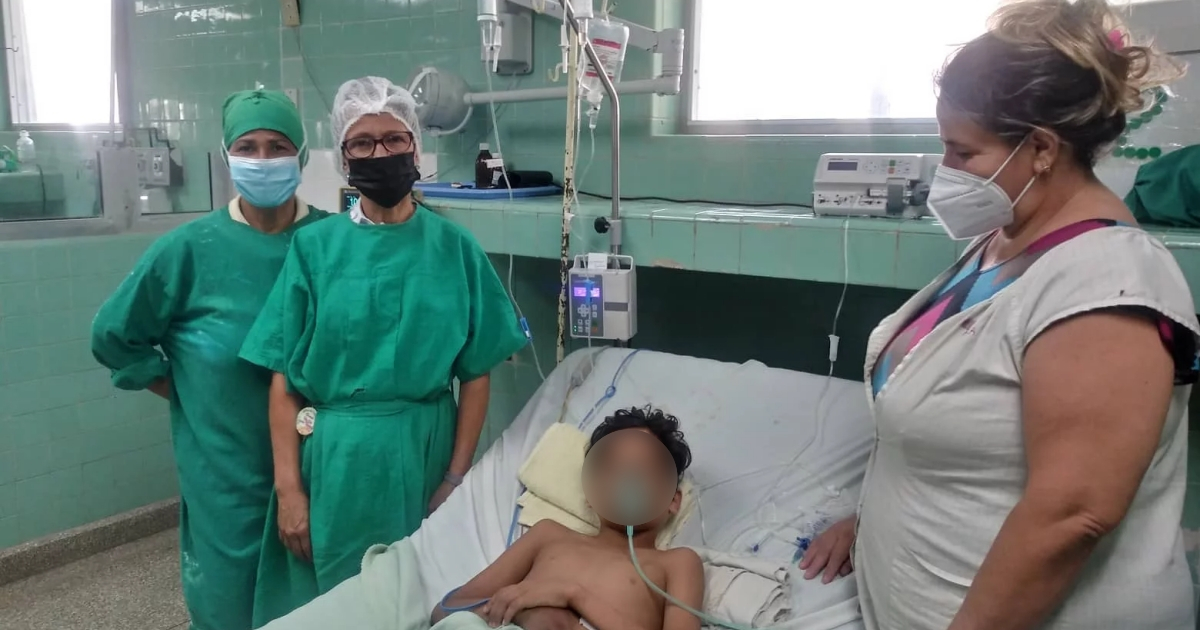 Paciente ingresado en sala de terapia del hospital pediátrico de Camagüey © Radio Cadena Agramonte / Yadira Nuñez Figueredo
