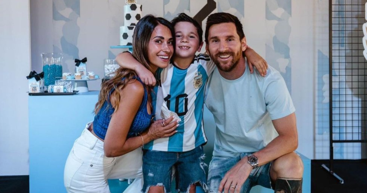 Antonela Roccuzzo y Leo Messi con su hijo Mateo © Instagram / Antonela Roccuzzo