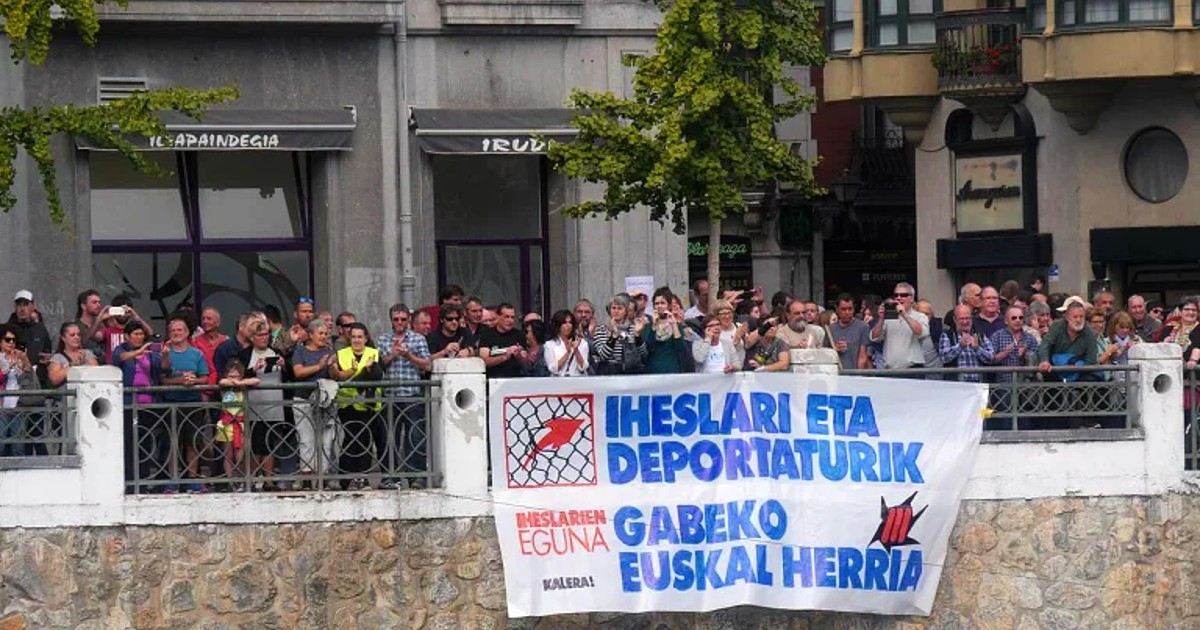 Movilización en el País Vasco (2018) para pedir el retorno de miembros de ETA deportados © Berria