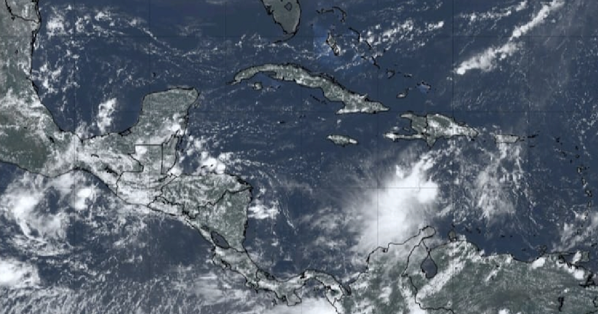 Depresión Tropical se acerca a Cuba © INSMET / Facebook