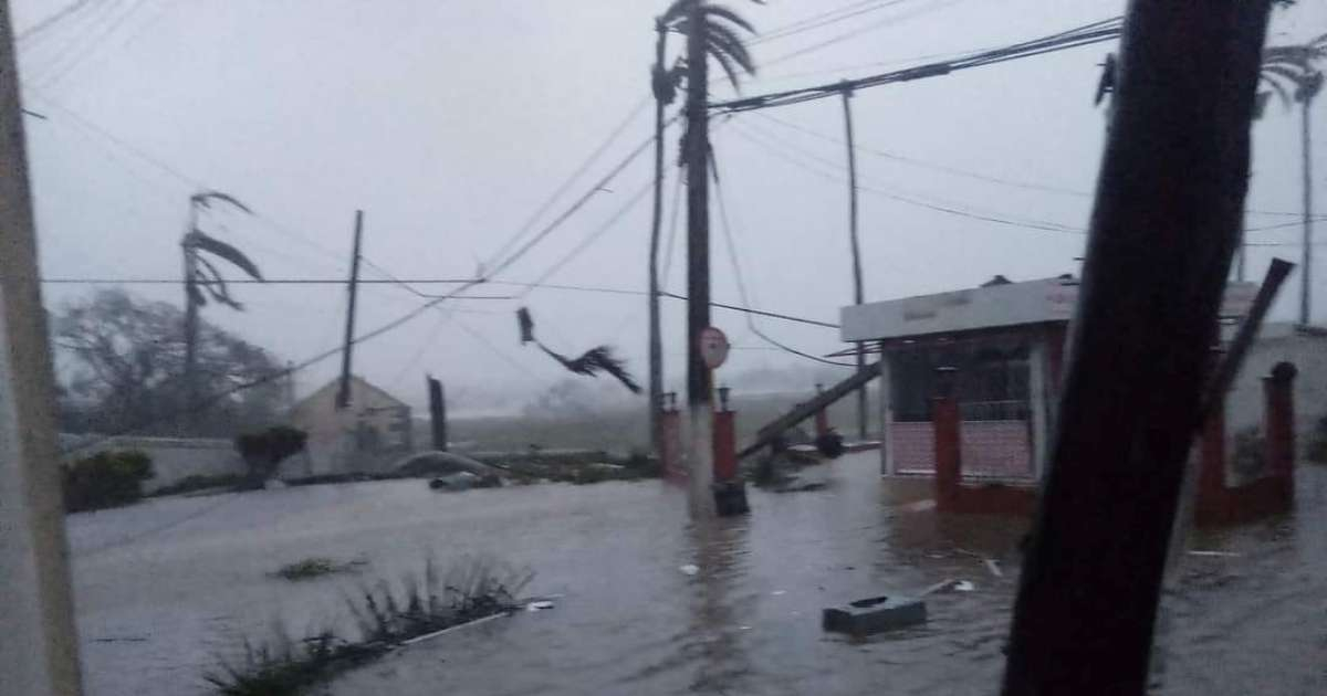 San Juan y Martínez azotado por el potente huracán © Facebook / Evelyn Corbillón Díaz