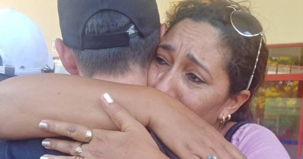 Familia cubana se despide © Facebook/Osvaldo Socarrás Palomino