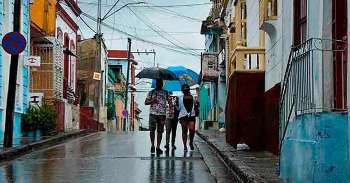 Llueve en Santiago de Cuba (imagen de archivo) © Trabajadores / Miguel Rubiera
