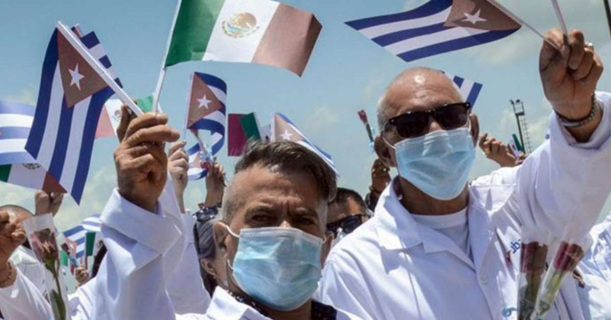 Colaboradores médicos cubanos en México © Escambray