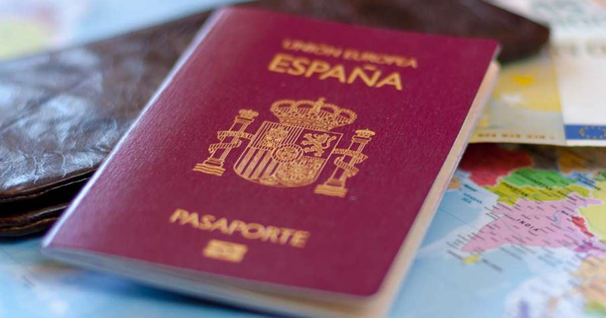 Miles de cubanos podrían beneficiarse con la adquisición de la nacionalidad española © Twitter / Consulado de España en La Habana
