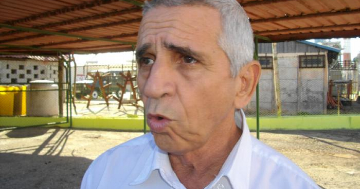 Alfredo López Valdés, nuevo director de la UNE © 5 de septiembre