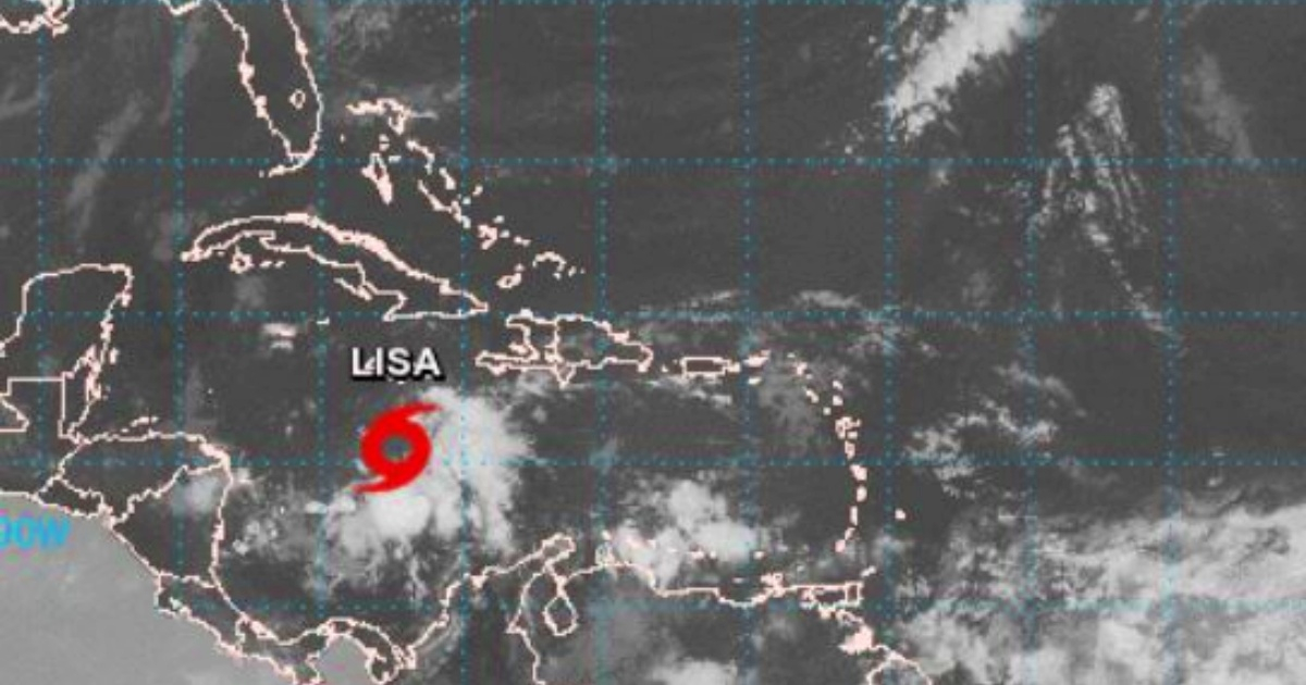 Imagen del satélite que muestra la ubicación más reciente de la tormenta Lisa © NOAA