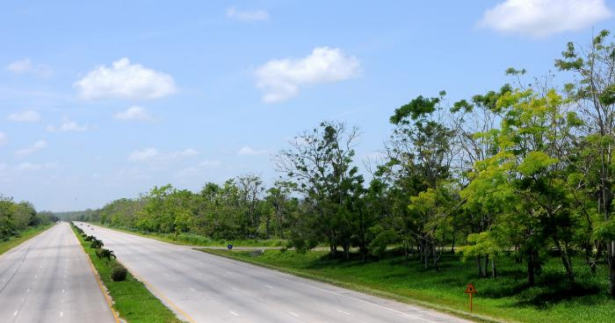 Autopista Nacional de Cuba © Granma / Juvenal Balán