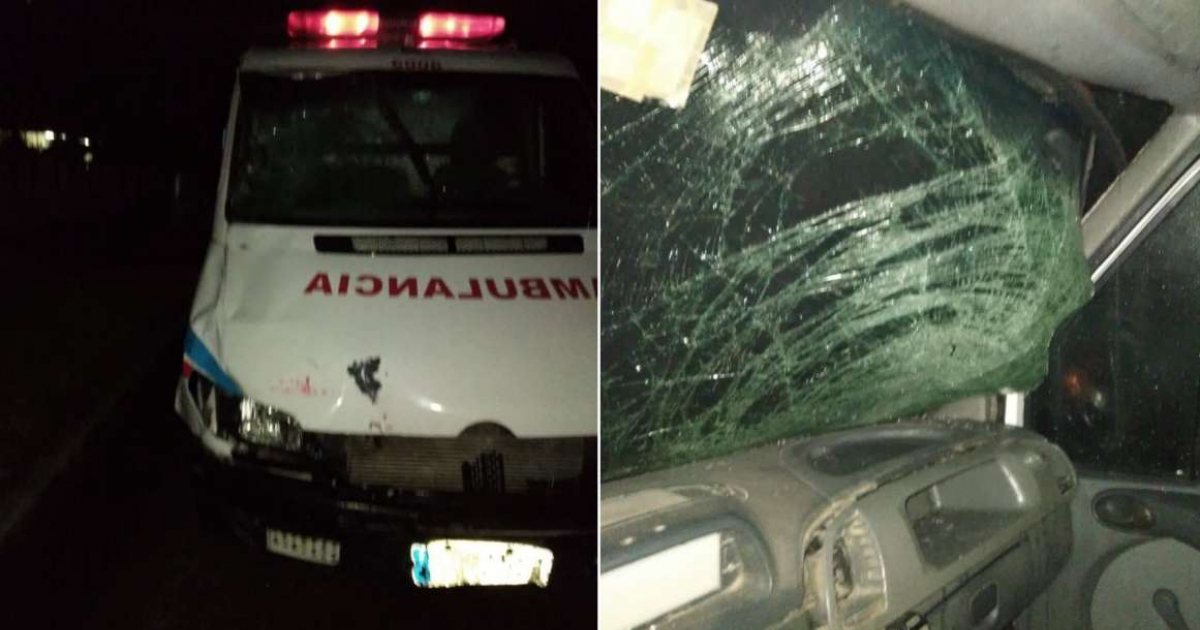 Ambulancia accidentada © Facebook / ACCIDENTES BUSES & CAMIONES por más experiencia y menos víctimas! / Yenier Rodríguez Fonseca