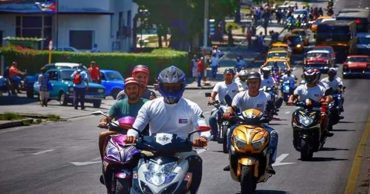 Ciclomotores en Cuba (imagen de referencia) © Facebook / MOTO Eléctrica CUBA