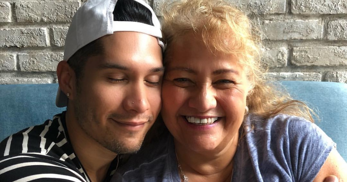 Chyno Miranda y su madre (Imagen de referencia) © Instagram / Chyno Miranda