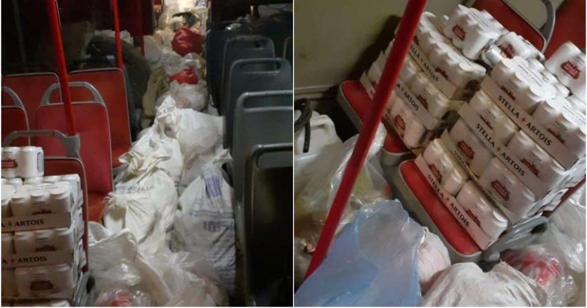 Paquetes de alimentos y productos de aseo en dos ómnibus © Tribuna de La Habana (Cortesía del Gobierno de La Habana)