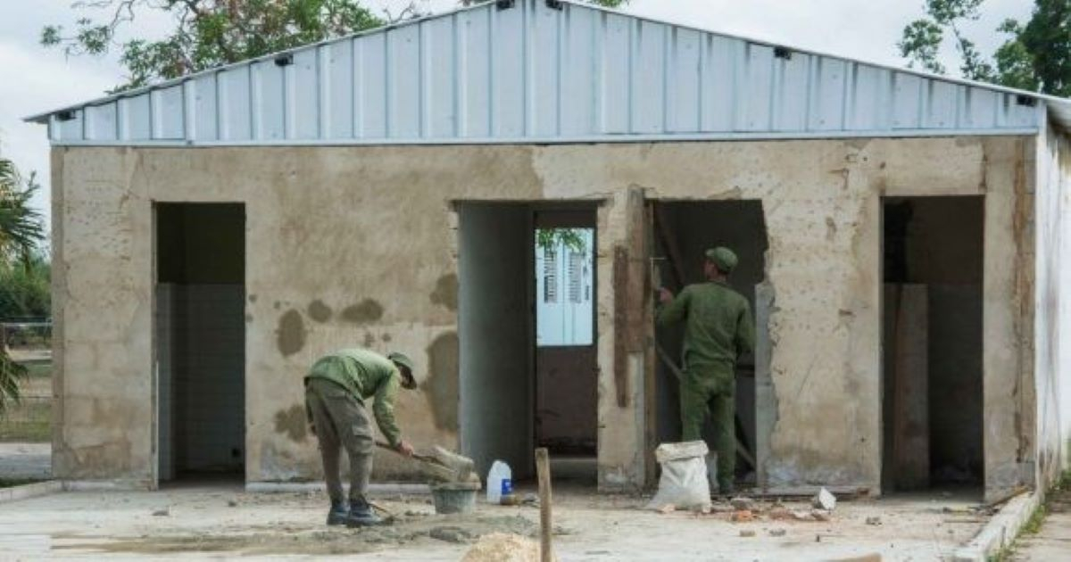 Reparación de viviendas en Pinar del Río. © Cubadebate
