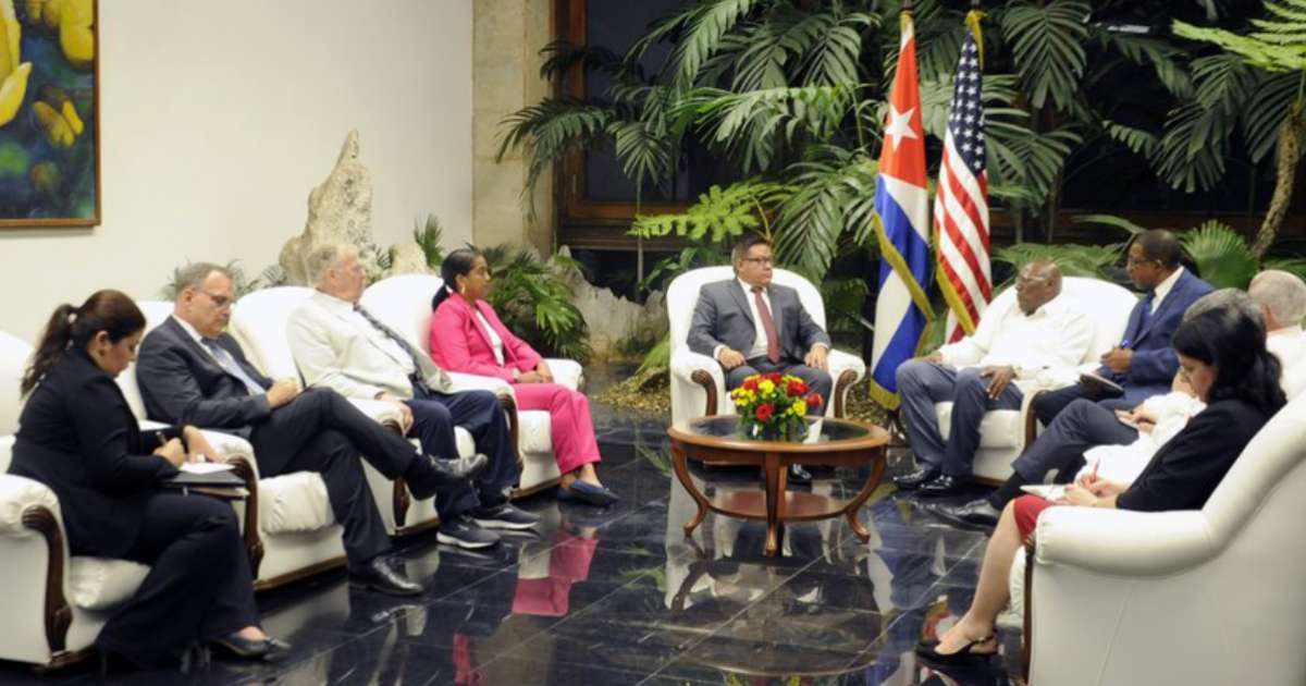 Encuentro de congresistas de EE.UU. con Salvador Valdés Mesa. © Presidencia de Cuba/ Estudios Revolución