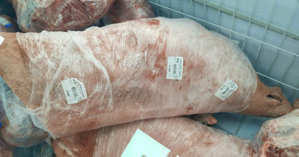 Carne de cerdo en venta en Cuba en una tienda MLC (Imagen de referencia) © Twitter / GuajiroUniversitario