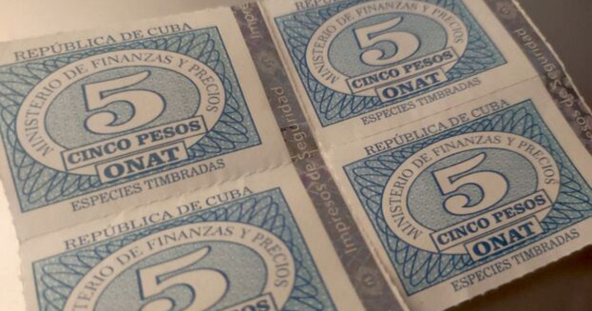 Sellos timbrados con valor de cinco pesos © El Diario de Latinoamérica