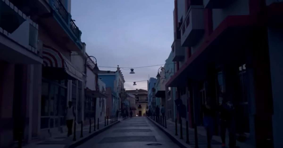 Calle de Camagüey en apagón (Imagen referencial) © Captura de video de YouTube de Milexy Garcés