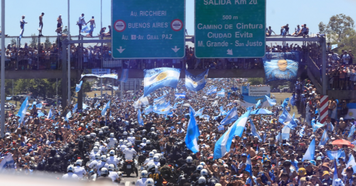 Recibimiento de los campeones en Buenos Aires. © Twitter/ Selección Argentina