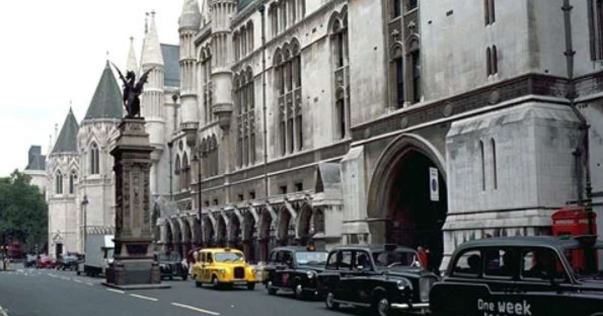 Tribunal Superior de Justicia de Inglaterra y Gales, en Londres © Enciclopedia Británica