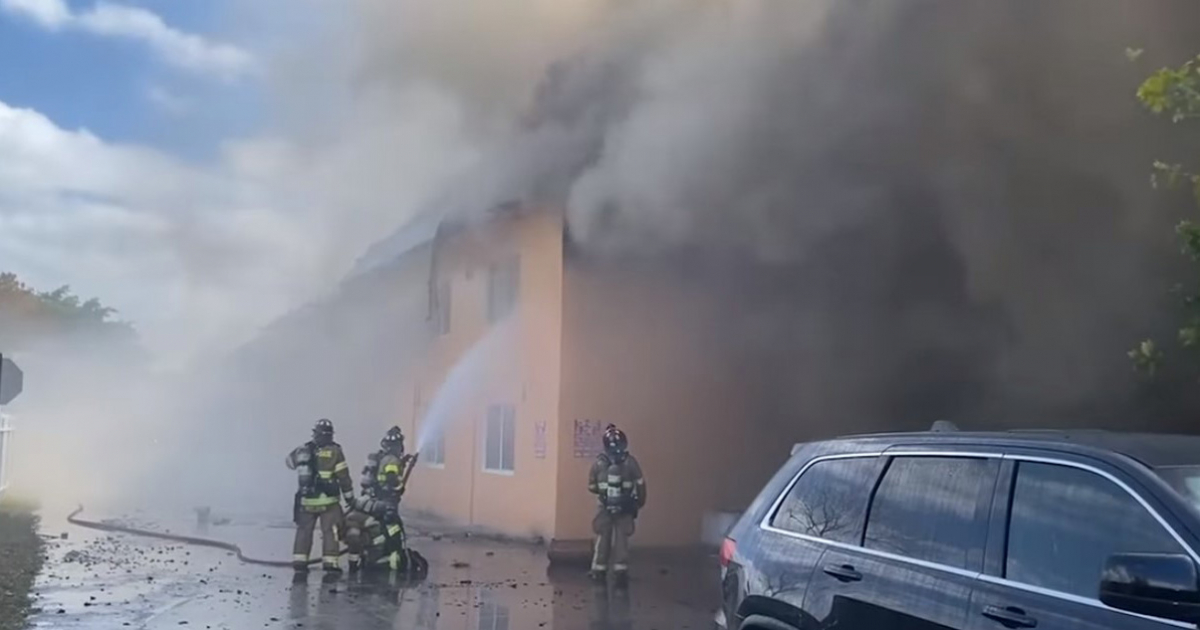 Edificio incendiado © Captura de video The Miami Herald