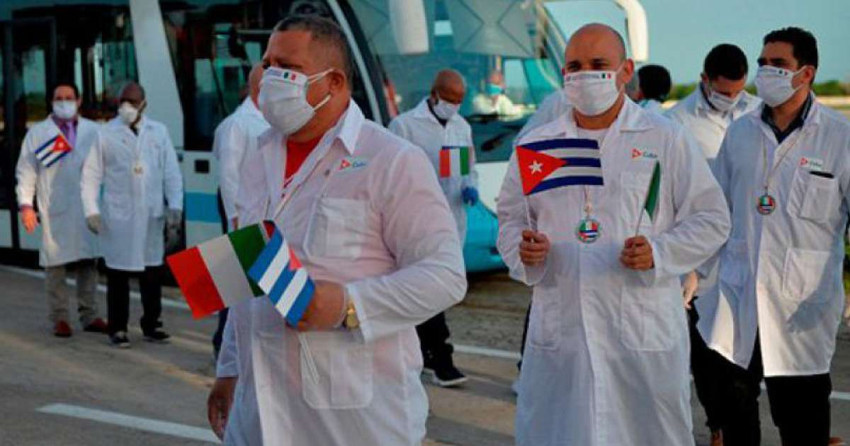 Médicos cubanos en México © CubaMinREX