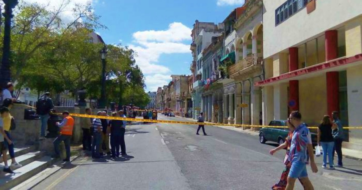 Zona de la explosión acordonada por la Policía © Tribuna de La Habana/Raúl San Miguel