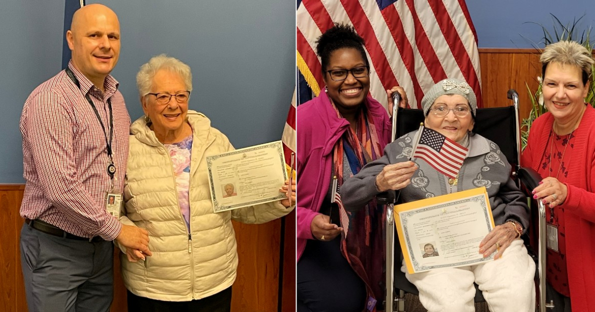 Las dos ancianas recientemente naturalizadas. © Twitter/USCIS