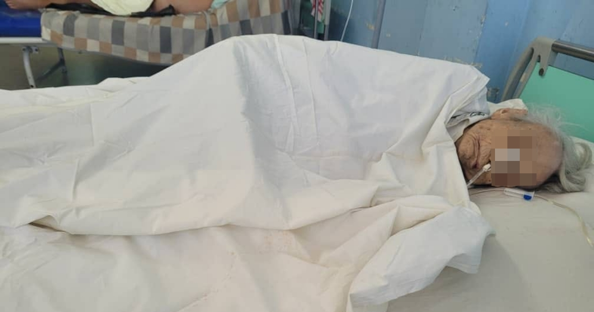 Carmen Leonides Botana Fernández, hospitalizada © Facebook / Michi Blokeada García