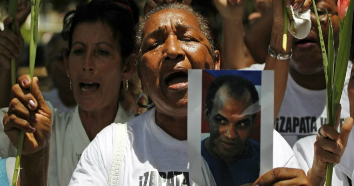 Madre de Orlando Zapata Tamayo © Reuters / Desmond Boylan