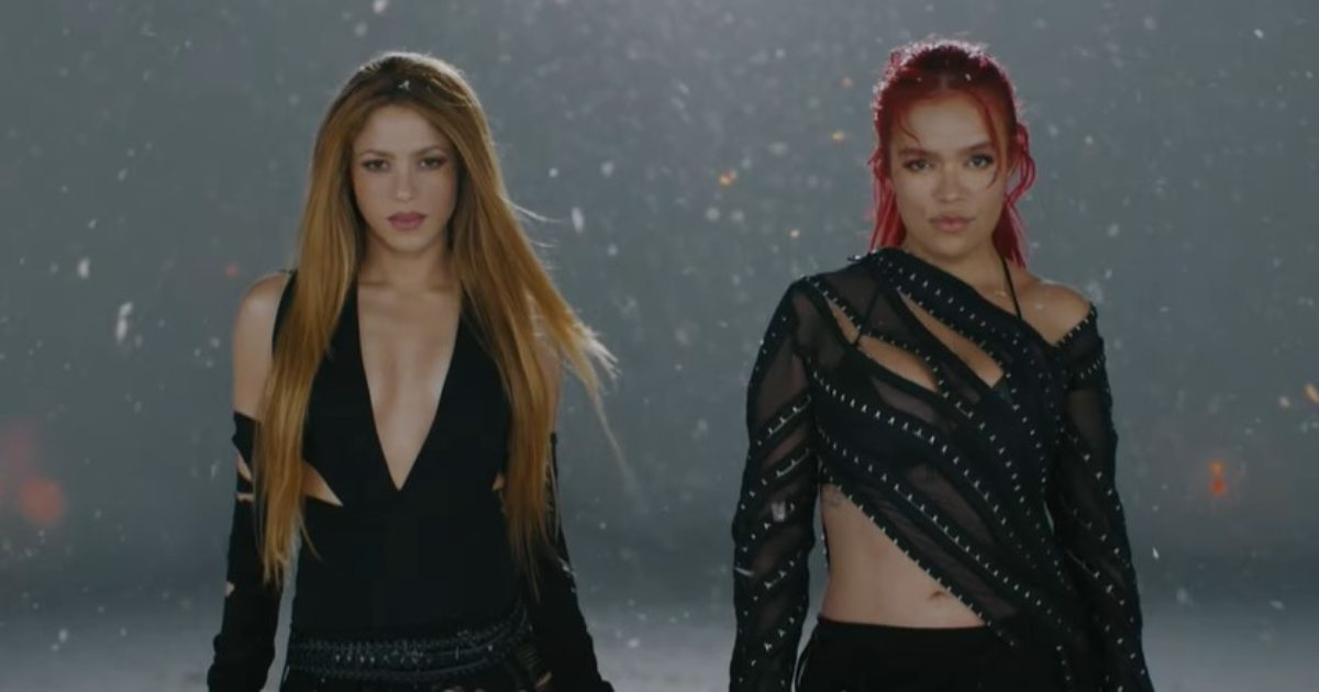 Shakira y Karol G en videoclip de "TQG" © YouTube / Karol G