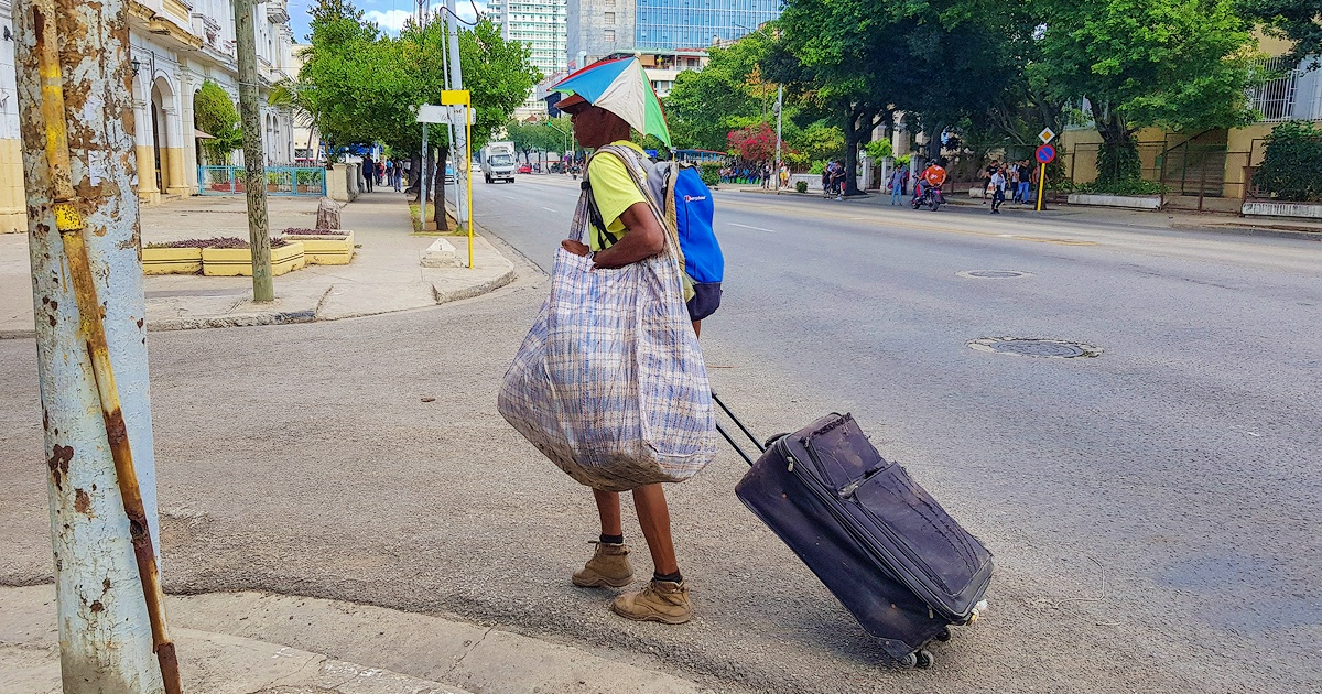 Persona sin hogar en La Habana (imagen de referencia) © CiberCuba