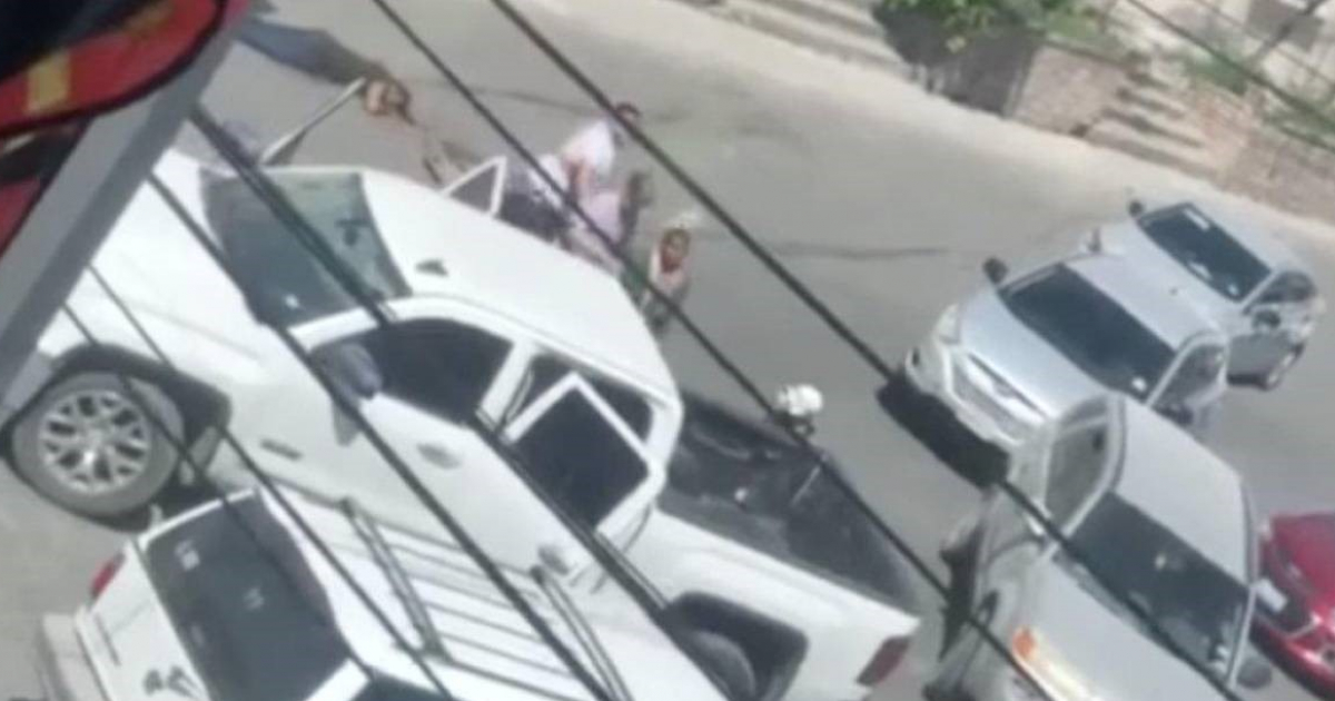 Estadounidenses son secuestrados tras ser baleado por narcotraficantes el vehículo en que viajaban © Captura de video / Redes sociales