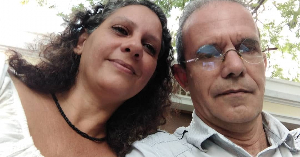 Jorge Fernández Era junto a su esposa © Facebook/Laideliz Herrera Laza 