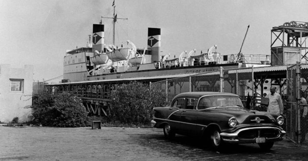 Ferry City of Havana atracado en ensenada de Atarés, La Habana © Granma (imagen de Archivo)