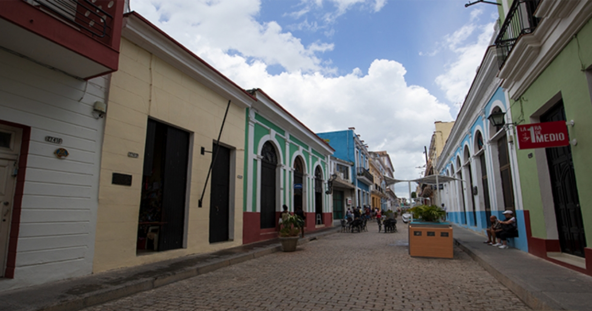 Calle medio, Matanzas © Radio 26