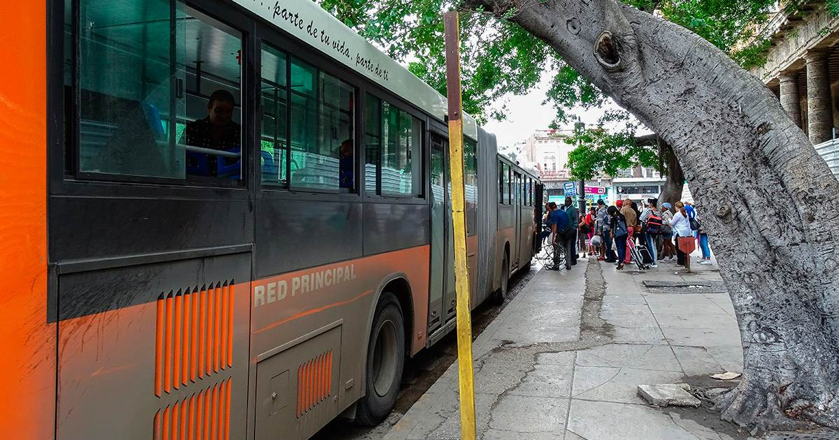 Guagua en La Habana (imagen de referencia) © CiberCuba