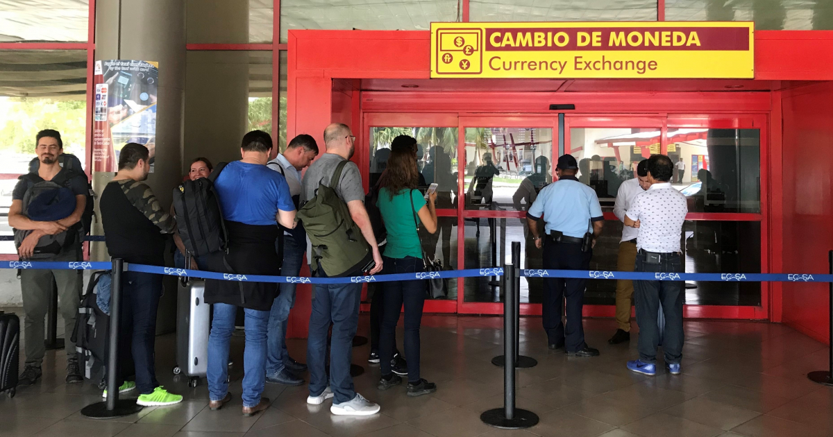 CADECA Aeropuerto José Martí de La Habana © CiberCuba