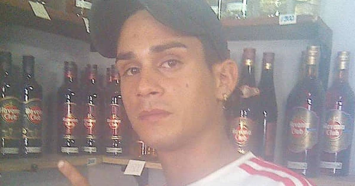 Joven acusado de robo en pizzería © Revolico Camagüey / Facebook