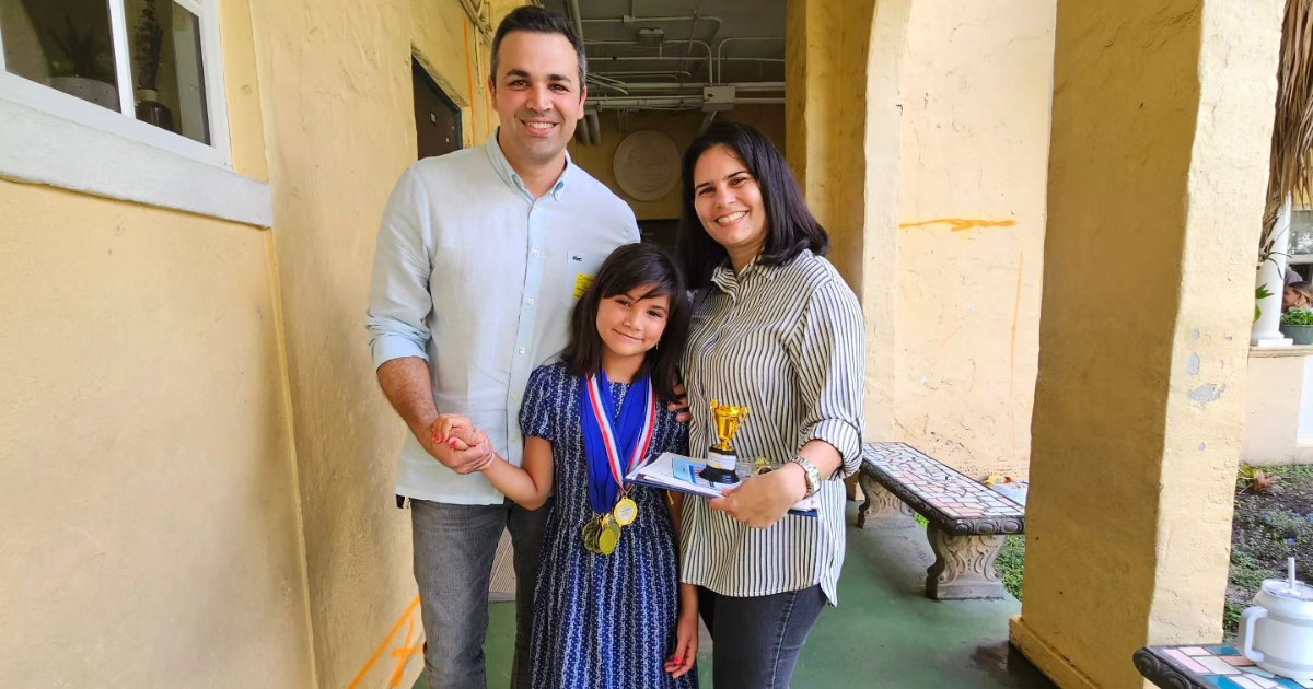 Hija de Lieter Ledesma y Laura Castañeda termina tercer grado © Instagram/ Lieter Ledesma