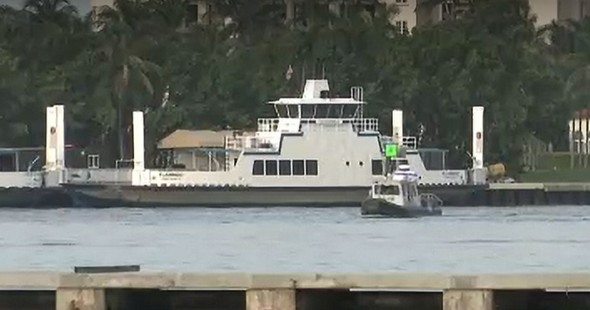 El ferry de Fisher Island tras el accidente © Captura de video Local 10
