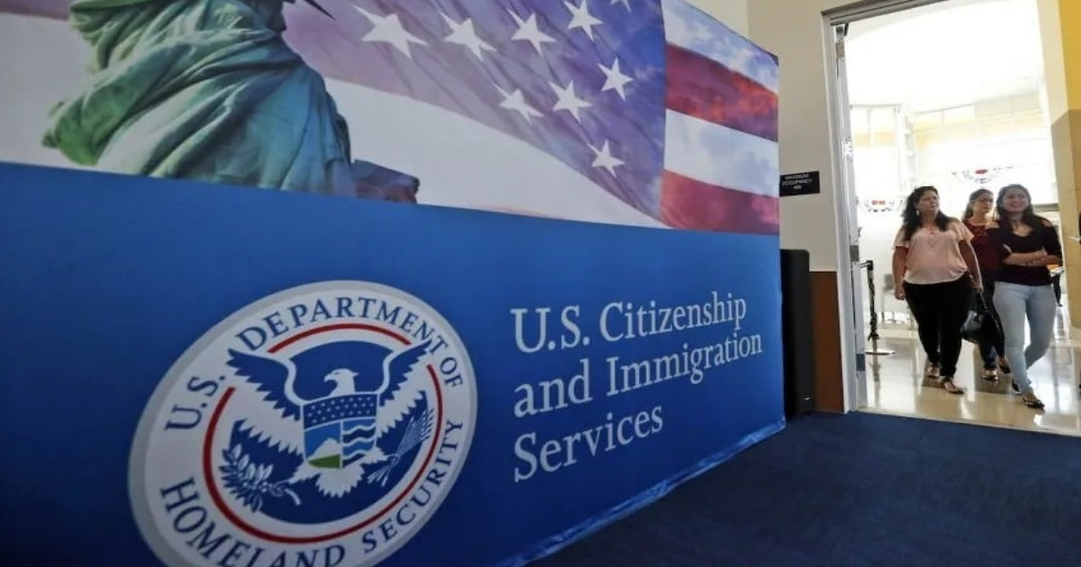 Servicio de Ciudadanía e Inmigración de EE.UU. (USCIS) © USCIS Miami