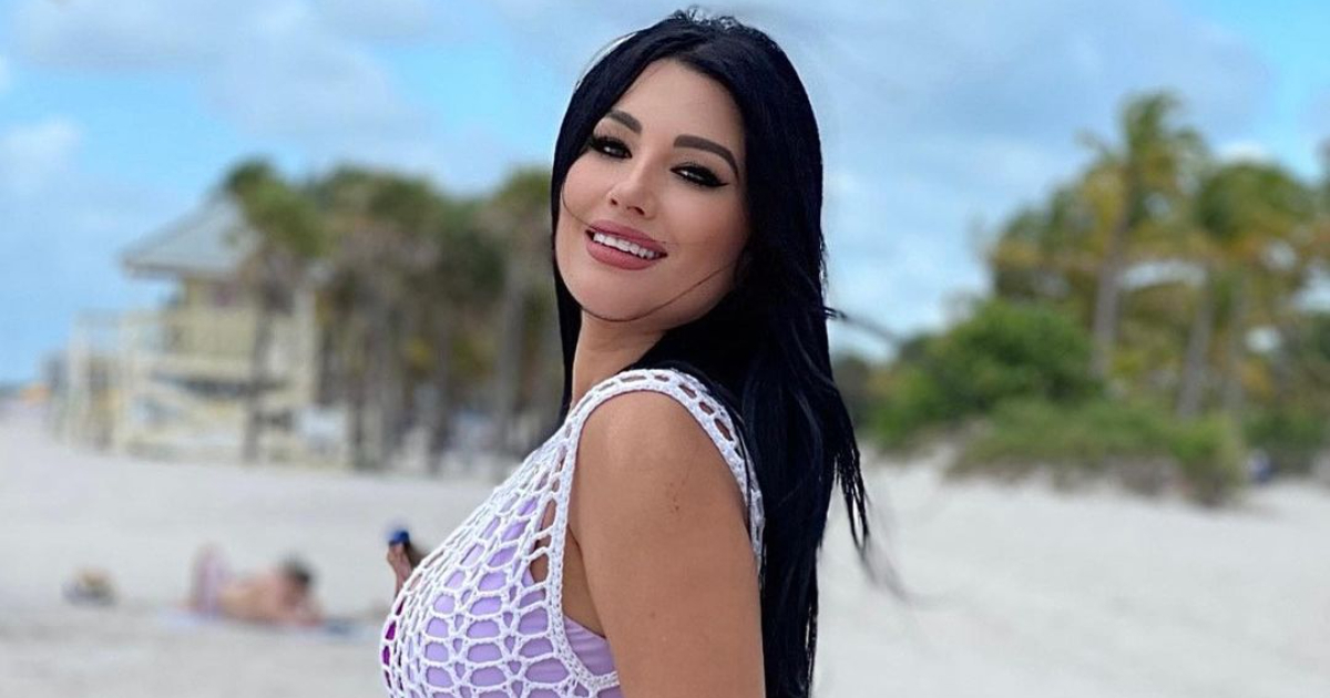 Heydy González, radiante y sexy desde la playa © Instagram / Heydy González