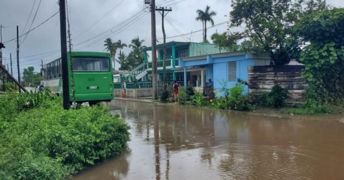Inundaciones asociadas a Idalia en Pinar del Río © Twitter / Tele Pinar