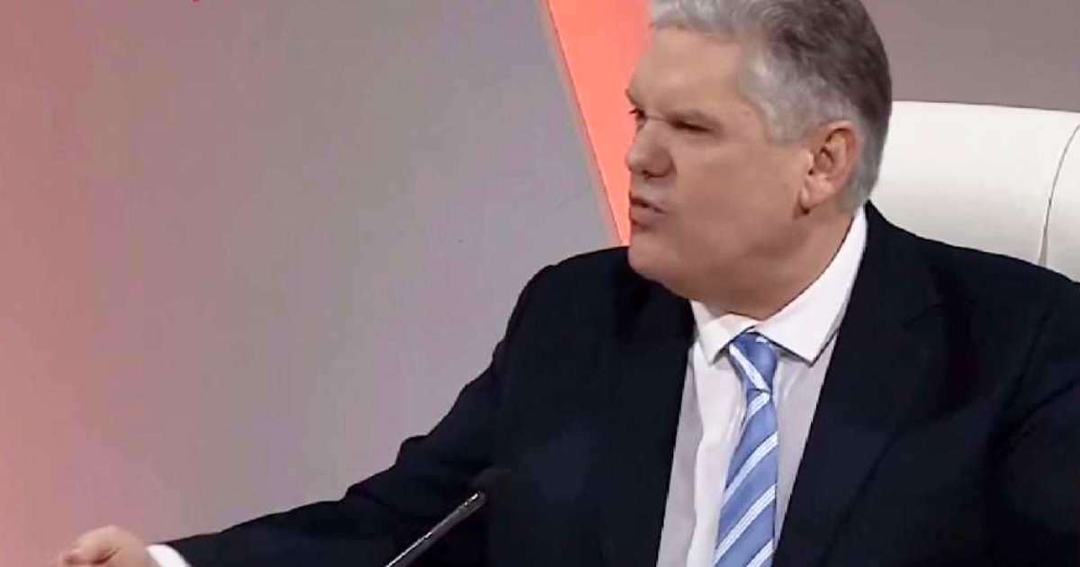 Ministro de Economía y Planificación de Cuba, Alejandro Gil Fernández © Captura de video Facebook / Mesa redonda